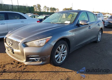 2015 Infiniti Q50 Premium/Sport z USA, uszkodzony, nr VIN JN1BV7ARXFM399424